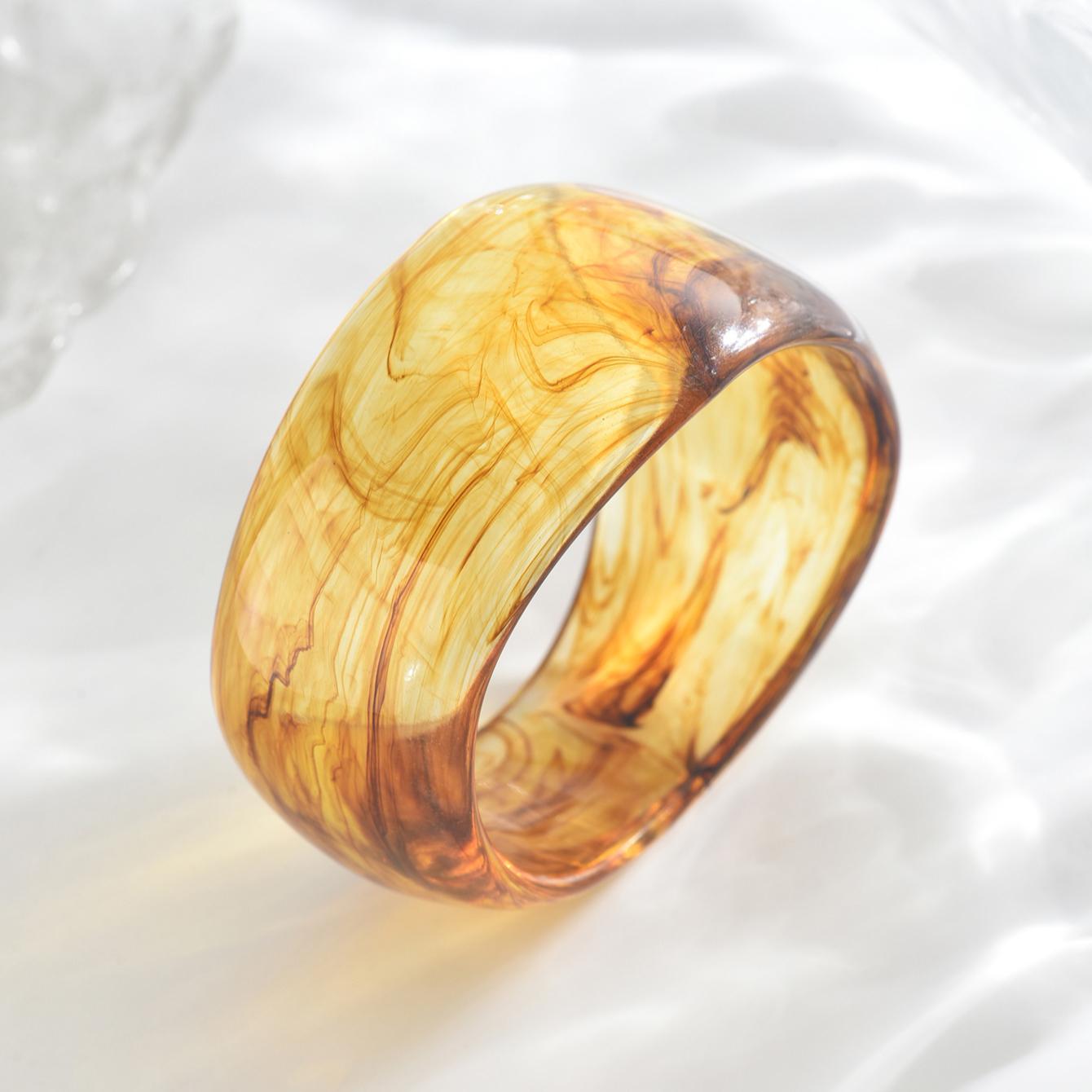 

Шикарный браслет из прозрачной смолы в стиле бохо — уникальный нестандартный дизайн, идеально подходит для повседневного ношения и вечеринок one size