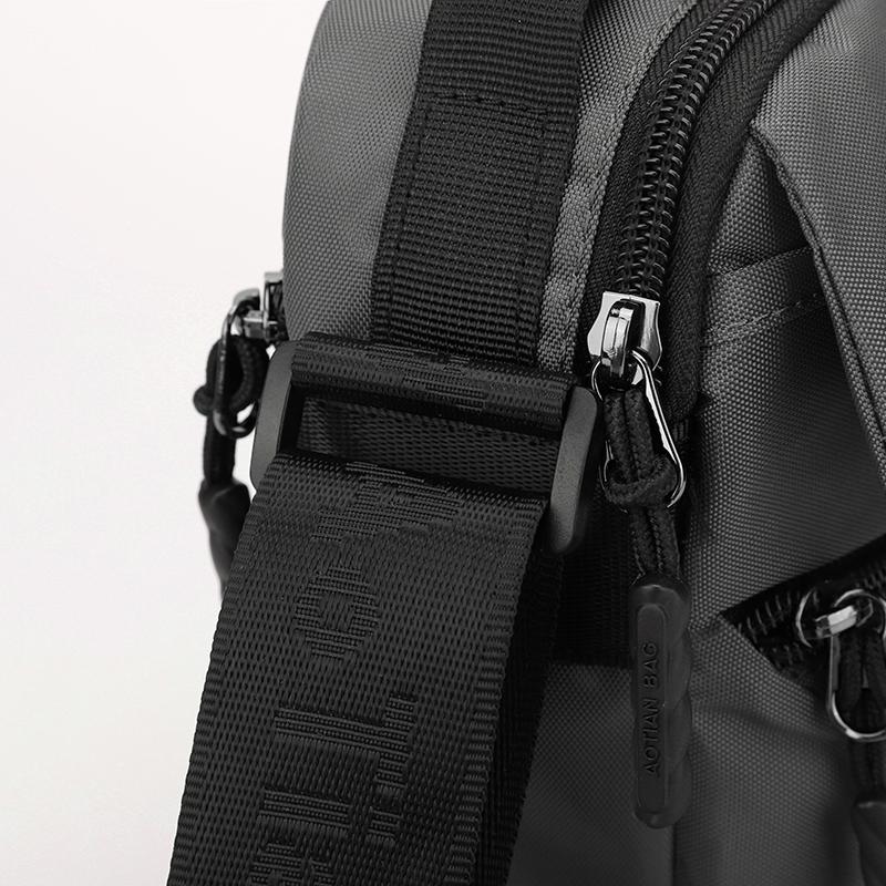 Fashion Men Small Shoulder Bags High Quality Mini Messenger Bag for Men Stylish Leisure Men's Shoulder Bags