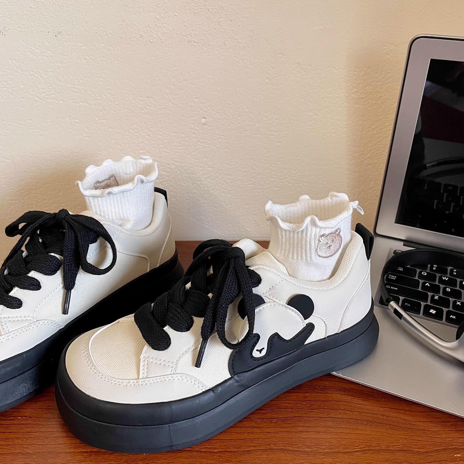 

Милые женские туфли на толстой подошве, женские весенние новинки, универсальные повседневные студенческие спортивные маленькие белые туфли 40 чёрный