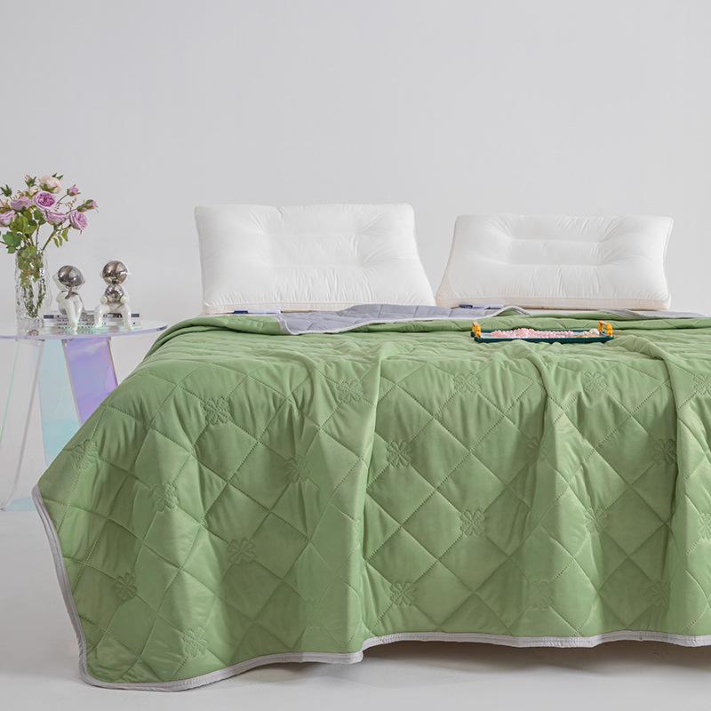 Ice Spring Cool Silk Summer Quilt 2025: Ultra-Soft, Air Conditioning Comfort, Hot Seller