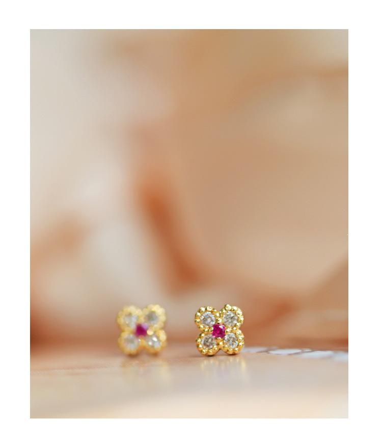 Four-Leaf Clover Zircon Earrings: S925 Silver Plated, 14K Gold, Fashionable Mini Studs Platinum Pair (Includes Earplugs)