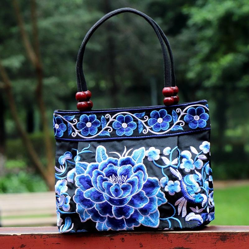 Ethnic Style Double-Sided Embroidery Lace Wooden Beads Vintage Canvas Women's Tote Handbag - Unique Retro Design for Stylish Ladies