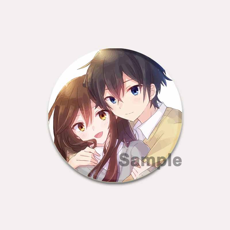 

32/44/58 мм Love Anime Horimiya Значки на рюкзаке Аксессуары Miyamura Izumi Hori Kyouko Мультфильм Броши для одежды Сумка Декор Подарки Булавки 44mm