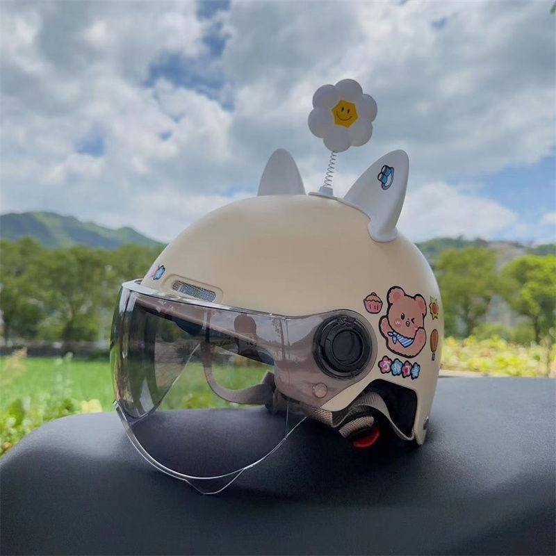 Children's Helmet Electric Car Summer Motorcycle Boy and Girl Half Helmet Electric Car Four Season Universal Safety Helmet