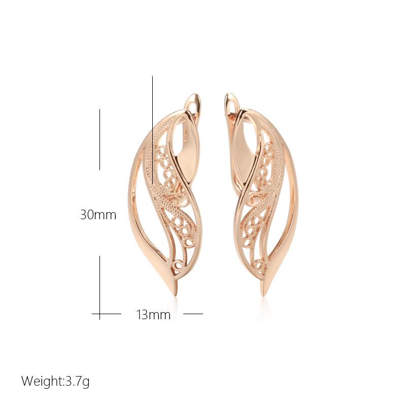 1 Pair Luxury Geometric Vintage Women's Hollow Pattern Earrings Golden Color Wedding Party Jewelry Leaf Floral Earrings