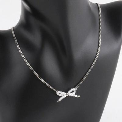 שרשראות ותליונים – מחרוזות ושרשראות