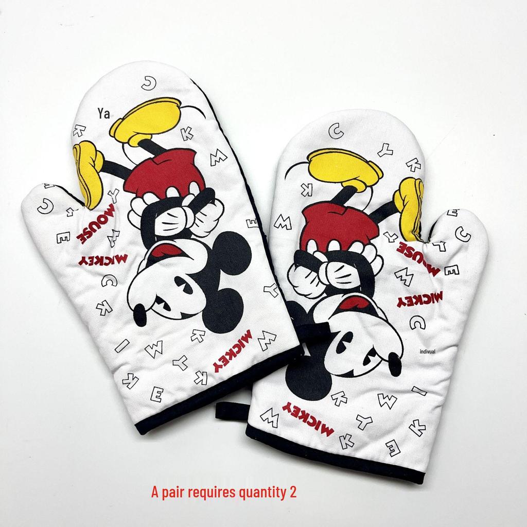 Minnie & Mickey Mouse Cartoon Heat-Resistant Gloves for Kitchen Baking and Microwave Use