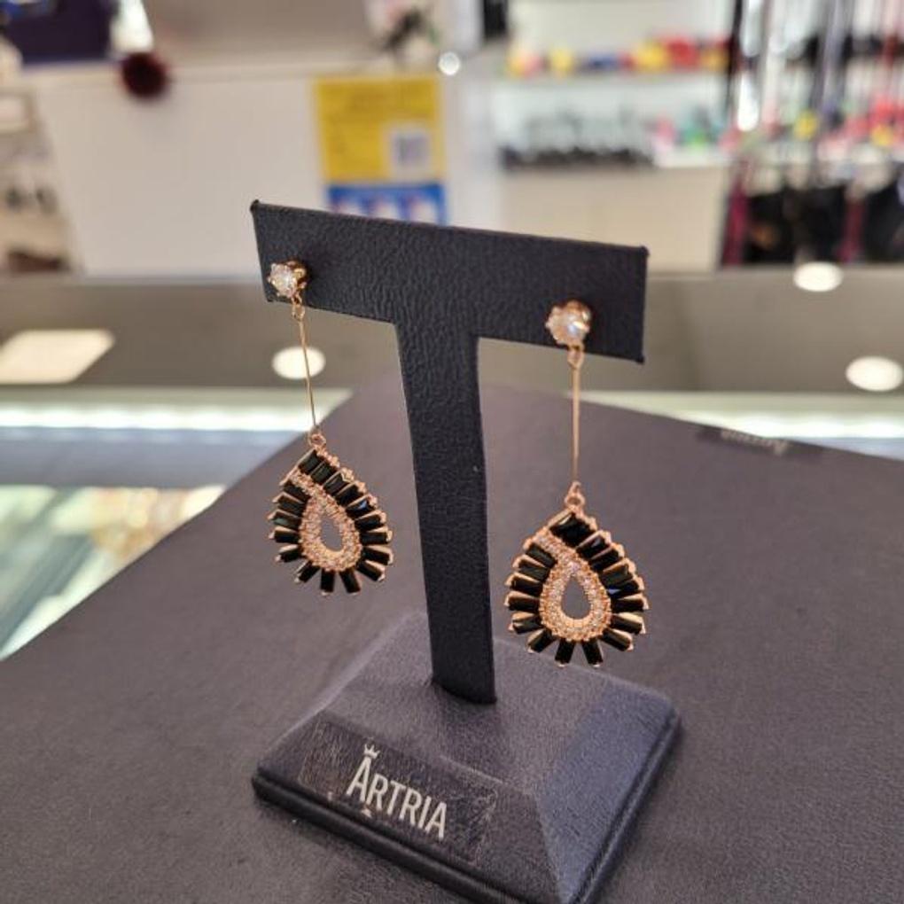 ARTRIA Tepa Water Drop Drop Earrings CHAERET0014BKF