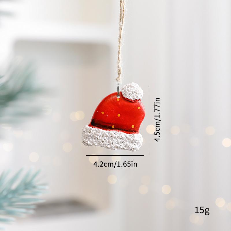 Christmas Decorative Pendants and Ornaments Christmas Tree Vintage Pendants and Ornaments Arrangement