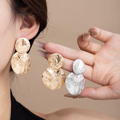 French High-End Round Metal Stud Earrings Personalized Retro Style Niche Earrings Design Light Luxury Design Earrings
