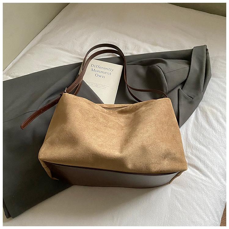 Korean Relaxation Retro Tote Bag Women's New Large-capacity Shoulder Bag Casual Fashion Commuter Bag