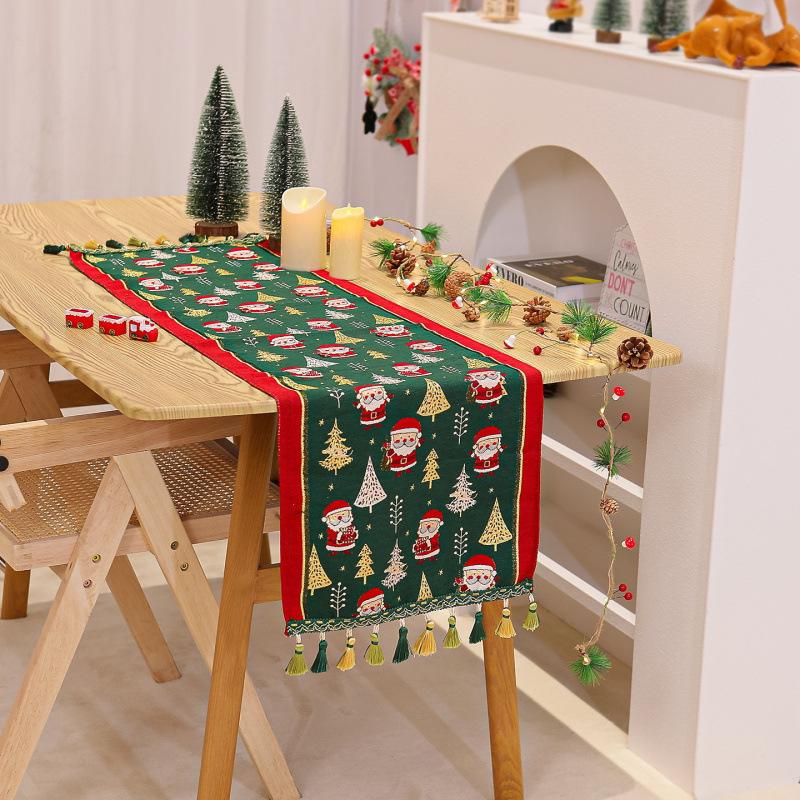 Christmas Decoration Chenille Jacquard Table Runner Printed Table Decoration Santa Claus Printed Table Mat