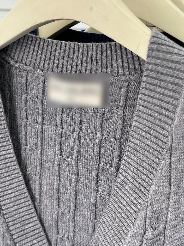Plus Size Women's Solid V-neck Knit Vest for Spring/Autumn 2026 - Versatile Cardigan Outerwear