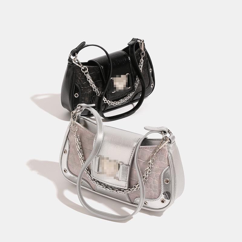 Small Niche Design Chain Women's Bag, New Handheld Sweet Cool Spicy Girl Style Single Shoulder Armpit Bag, Versatile Crossbody Bag