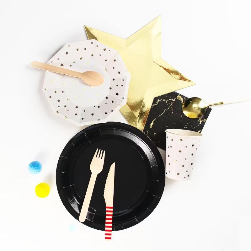 OIMG Disposable Party Paper Cups and Plates Set