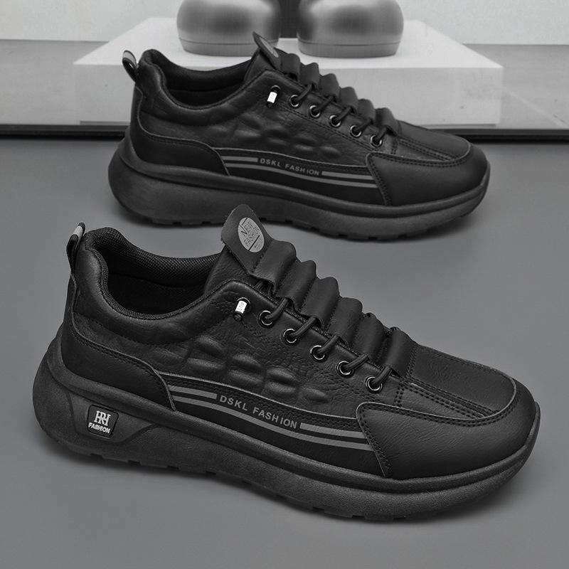 2025 new men's casual shoes non-slip and lightweight men's shoes men's mountaineering travel shoes men's light luxury trendy shoes