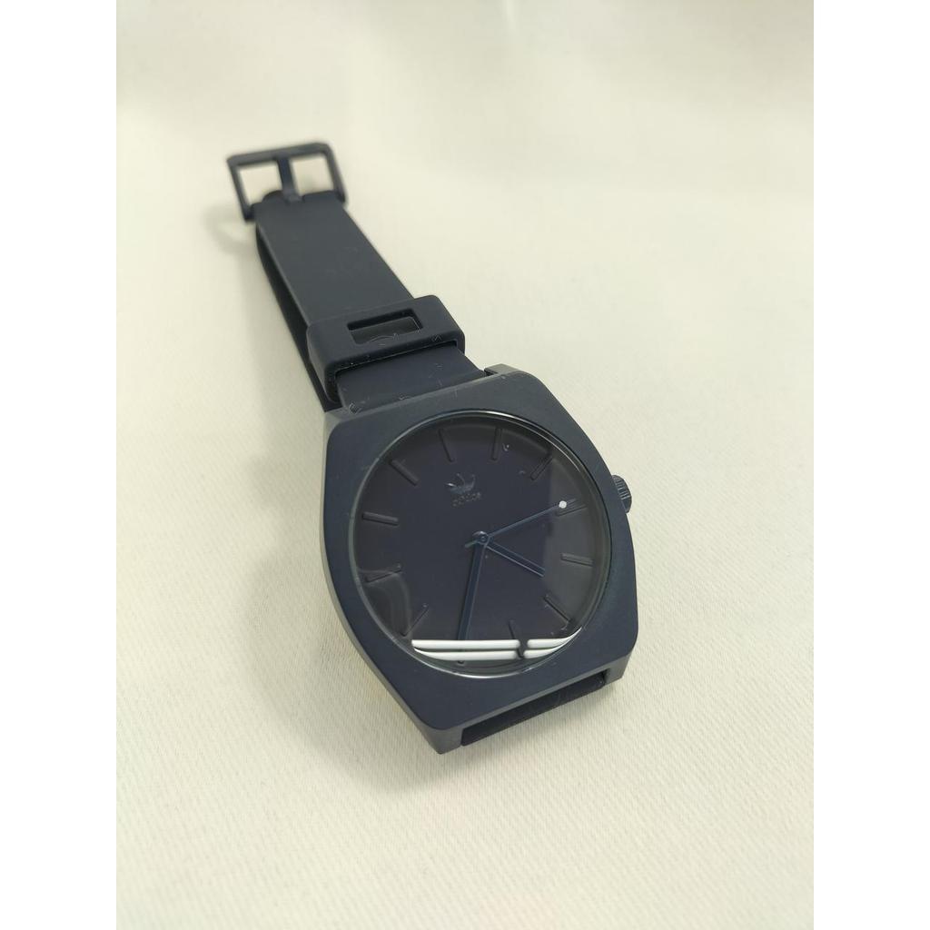 Used ADIDAS Z102904-00 Quartz Analog Watch