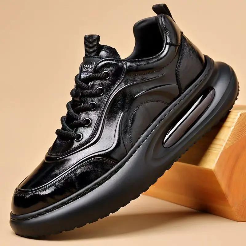 Chaussures décontractées pour homme en cuir véritable Mode Semelle épaisse Sport Augmentant la taille Baskets à lacets cool
