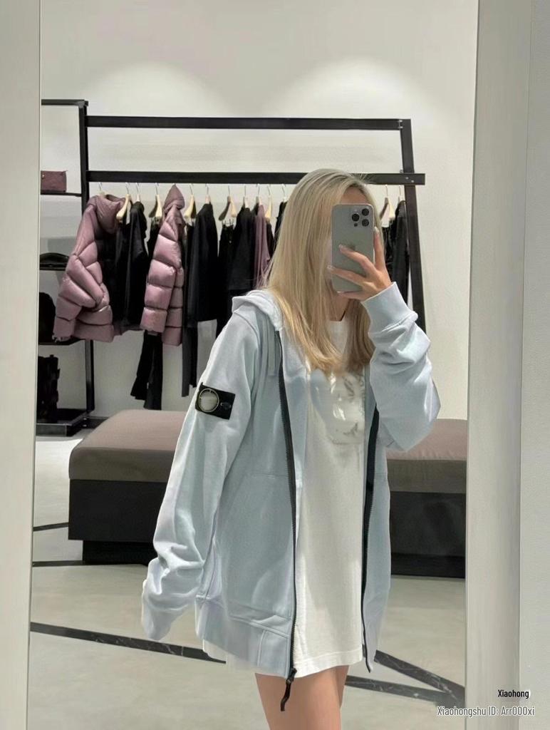 Revised Unisex Stone Hoodie: Autumn/Winter Solid Color, Sleeve Patch, Badge Style Zipper Sweatshirt Jacket.