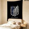 Tapestry ze Ścianą z Attack on Titan Estetyczny Ozdoba Ścienna Drukowany Materiał Koc Dekoracyjne Tapiserie Do Sypialni Salonu Wystrój Domu