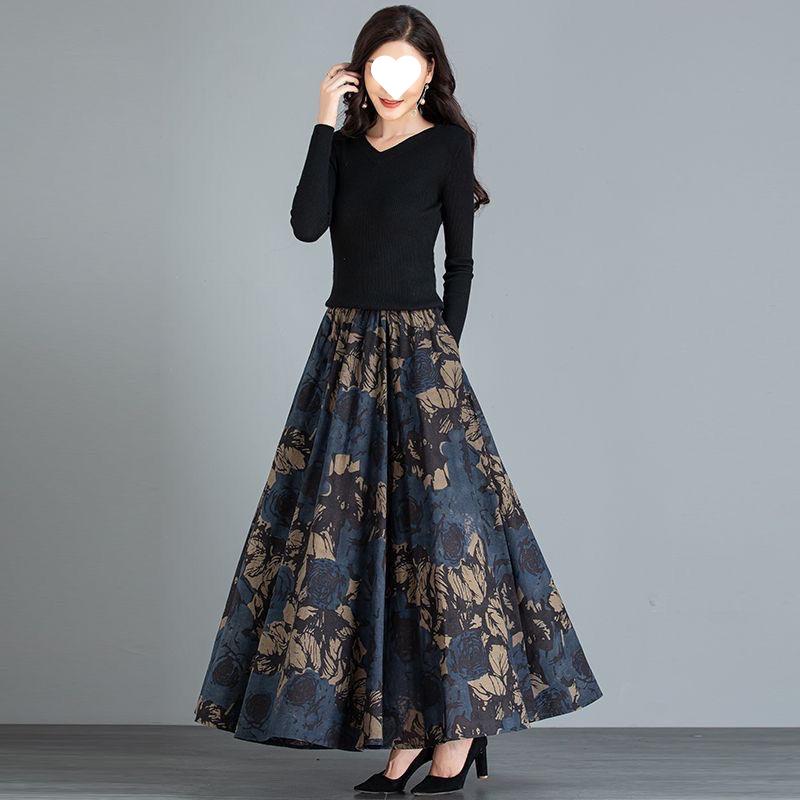 Autumn/Winter High-End Retro Floral Wool Maxi Skirt with Pockets, High Waist, and Large Flare.