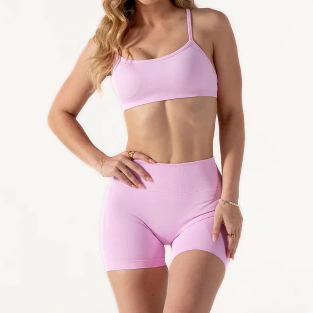 Seamless Yoga Set For Women With Quick Dry Fabric For Indoor And Outdoor Fitness Activities
