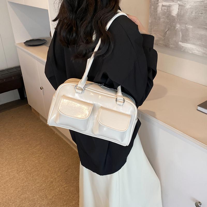 Commuter Large-capacity Portable Underarm Bag New Fashionable Versatile Shoulder Bag