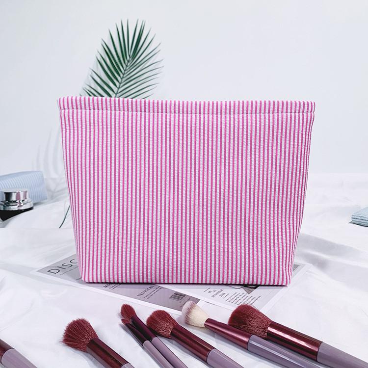 Boho Embroidered Travel Makeup Bag With Breathable Polyester For Daily Use