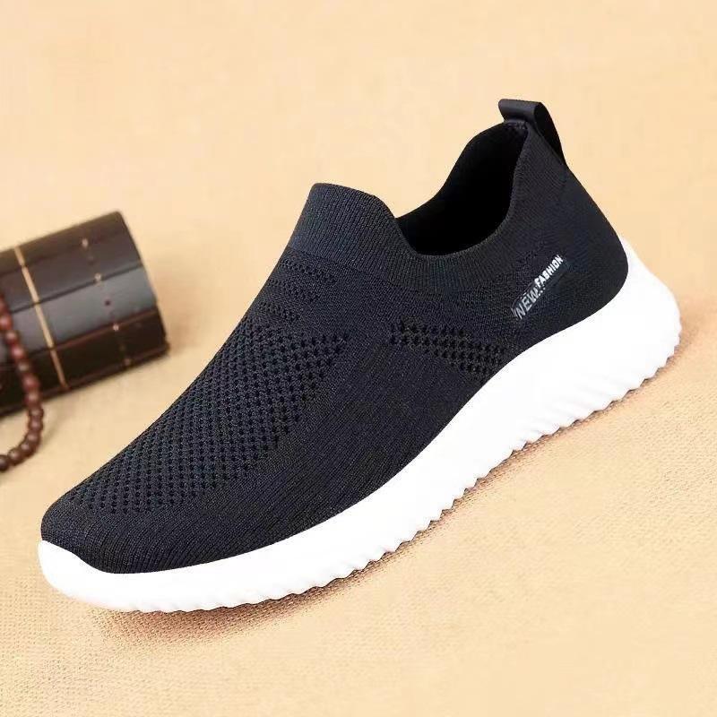 

Men s shoes and socks fly-woven breathable sports shoes 2025 summer one-pedal casual shoes flat-heeled shoes men s foreign trade models 44