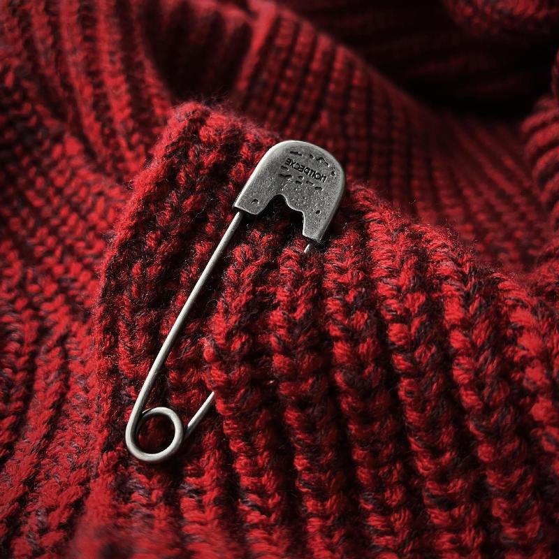 Vintage Engraved Letter/Number Large Brooches Sweater Scarf Buckle Cardigan Anti-Slip Big Pin Decoration Accessories