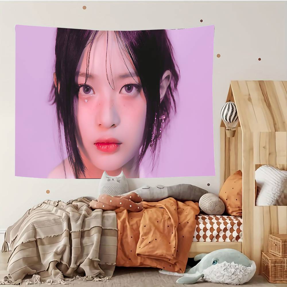 Hanni LE SSERAFIM Tapestry Customizable Tapestries Of Various Styleswall Hangings Celebrity Photo Printingwall Hangings