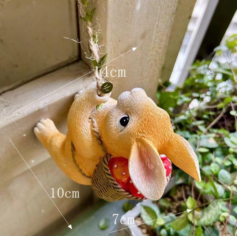 Animals Garden Ornaments, Garden Landscaping and Decking, Climbing Squirrel Pendant, Rabbit Monkey Duck Ornament