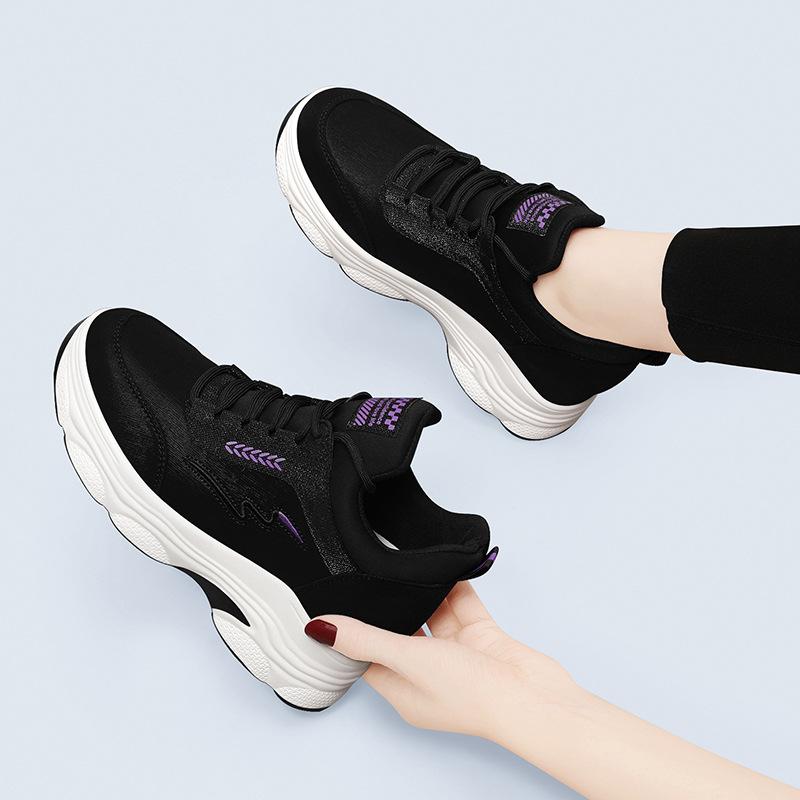

Women s shoes new popular spring and autumn soft sole air cushion flat bottom versatile sports leisure fashion middle-aged and elderly mother shoes 35