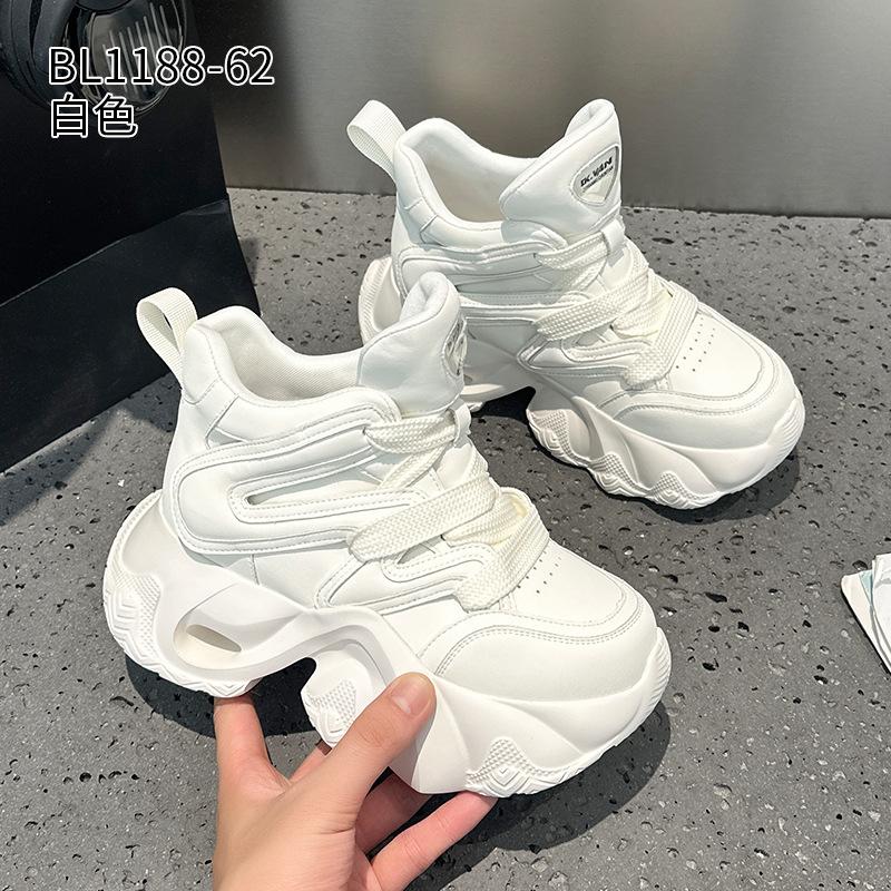 

Thick-soled high-top dad shoes New leather and velvet casual sports shoes in autumn and winter 34 белый