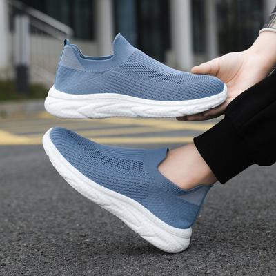 Men Casual Shoes Breathable Slip On Male Vulcanized Shoes Lightweight Sneakers Men Summer Soft Anti-slip Flats Outdoor Loafers