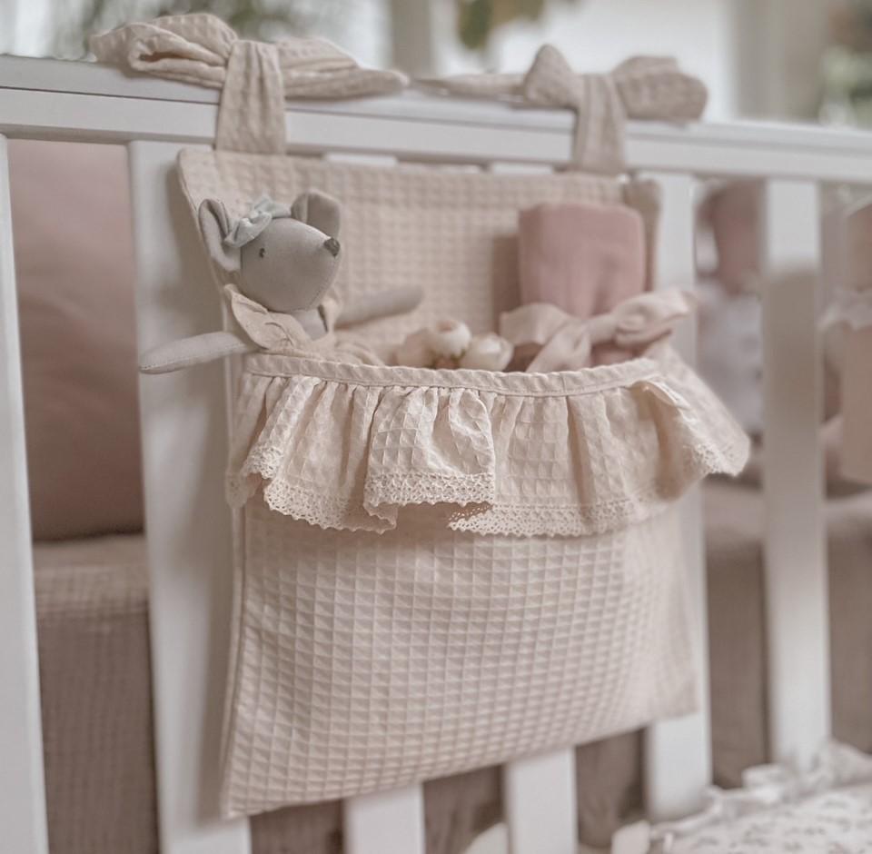 Lovely Line Crib Organizer with Lace Ruffle - Light Beige