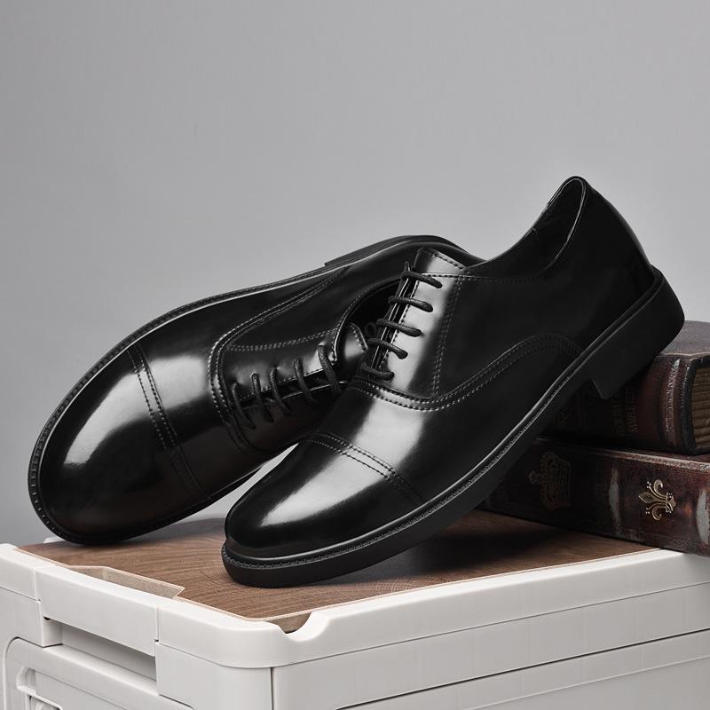 Men's Shoes 2025 Summer New High-end Men's Gentleman's Style Retro Fashion Glossy Lace-up Formal Business Leather Shoes Trend