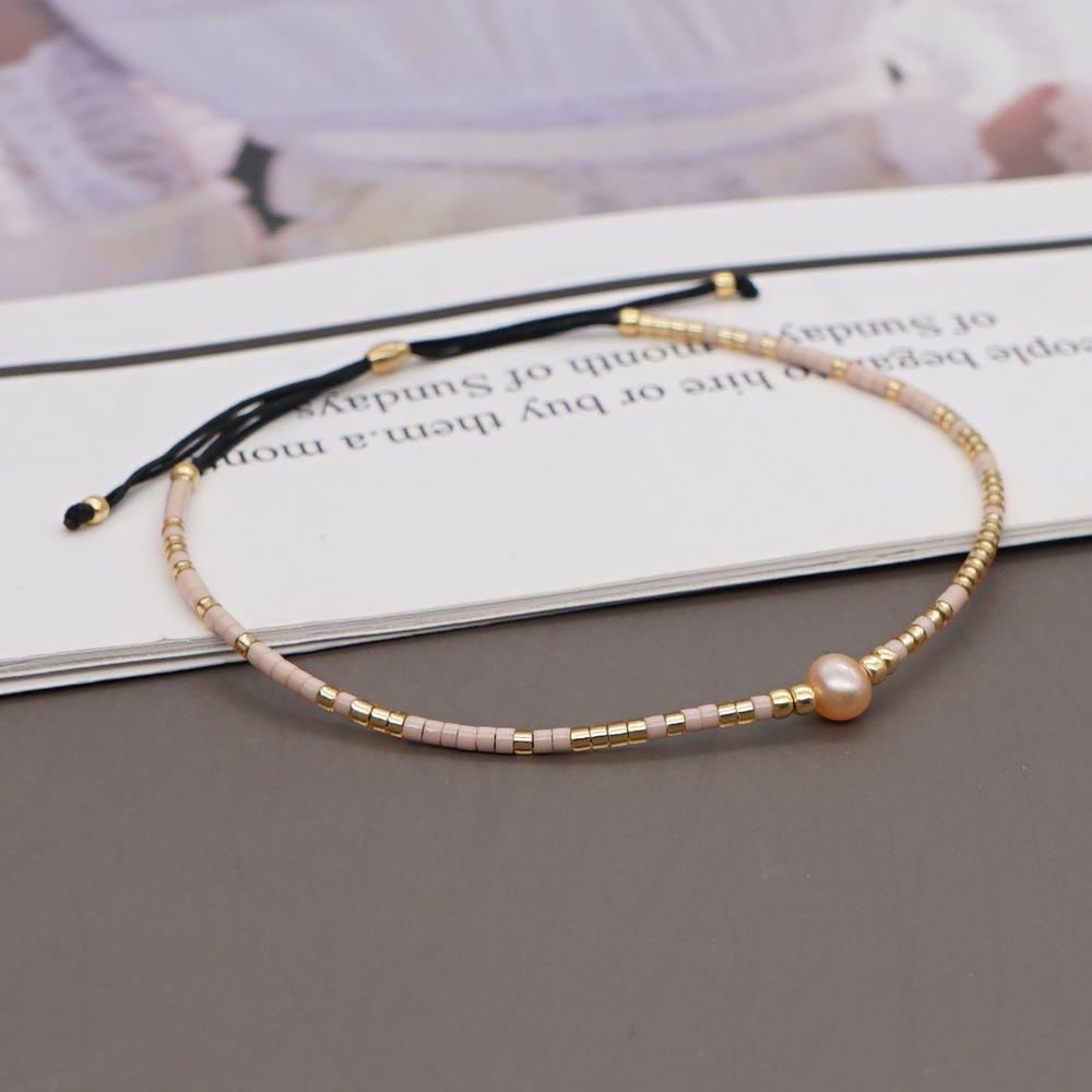 Trendy Deep Blue & Gold Rice Bead Pearl Hand Bracelet: Niche Design Women's Fashion Accessory