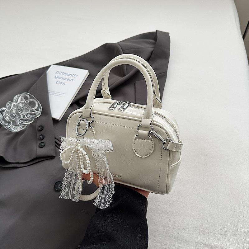 

Premium sense portable pillow bag women s spring and summer new fashion messenger women s bag versatile commuter