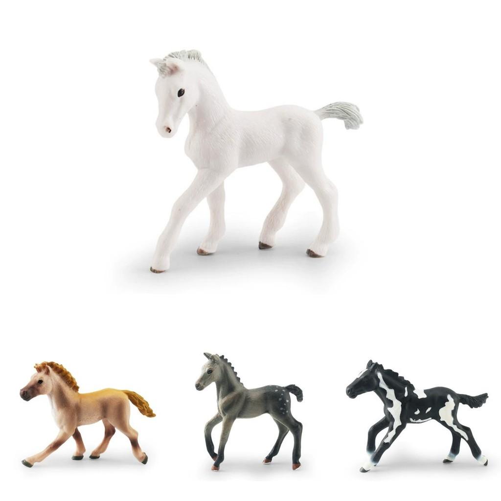 Realistic Horse Figurine With Plastic Material For Desktop Decoration And Collectors Item