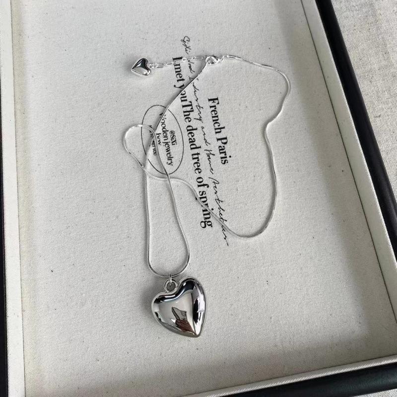 

Акриловая подвеска в виде сердца, простое ожерелье в стиле инс, темпераментная цепочка до ключицы, универсальная модная высококлассная бижутерия