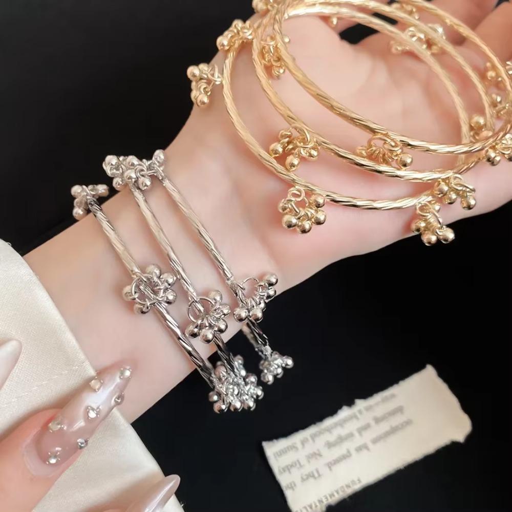 3 Pcs/set Metal Twisted Bangle Bracelet Tiny Bead Bell Boho Bangle Set Punk Accessories