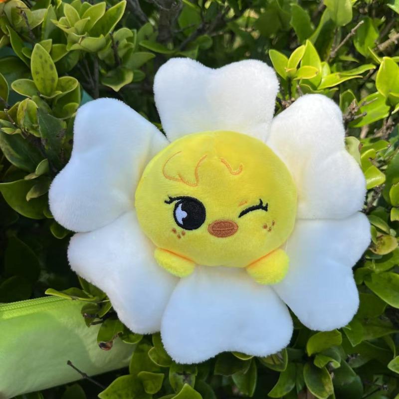 New Flower Pencil Case Plush Doll 1/8pcs SKZooed Stray Plush Flower Pen Case For Kid Stationery Gift For Fans Collect Gifts