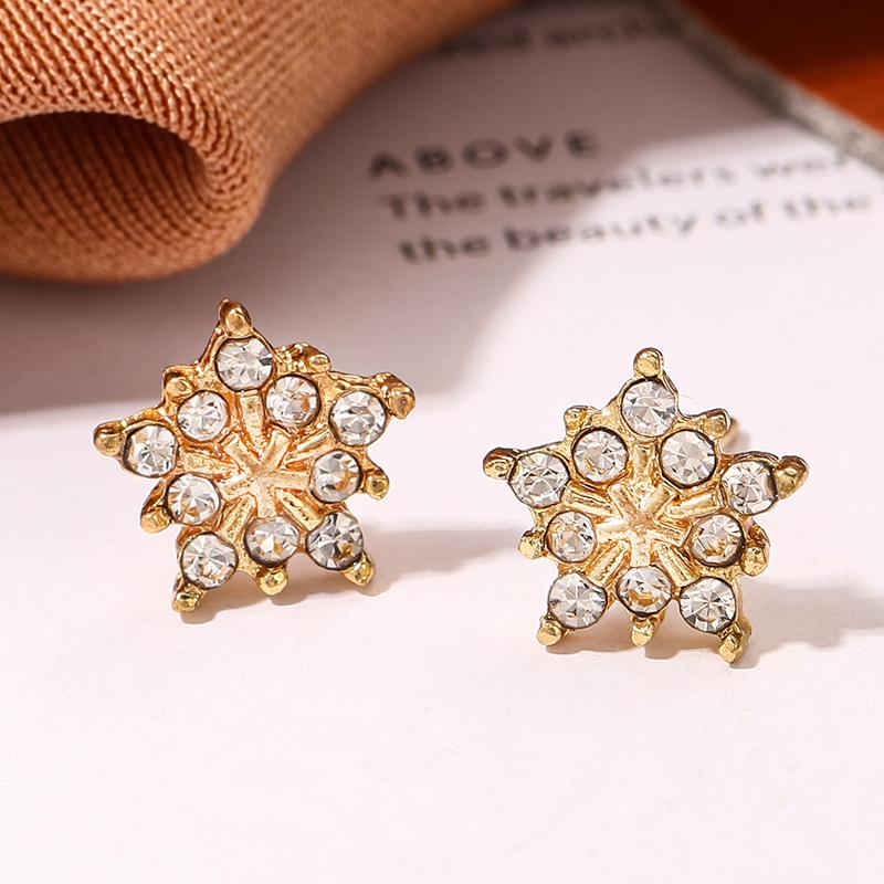 Christmas Snowflake Zircon Stud Earrings For Women Shiny Crystal Snowflake Earrings Birthday Festival Zircon New Year Gifts