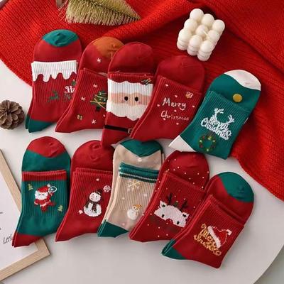 5Pairs Christmas Socks Autumn Winter Cute Cartoon Santa Claus Mid-Calf Socks For Women Soft Breathable Warm Couple Socks
