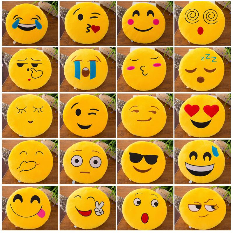 Plush Emoji Pillow: Versatile Hand Warmer & Toy Gift for Annual Meetings