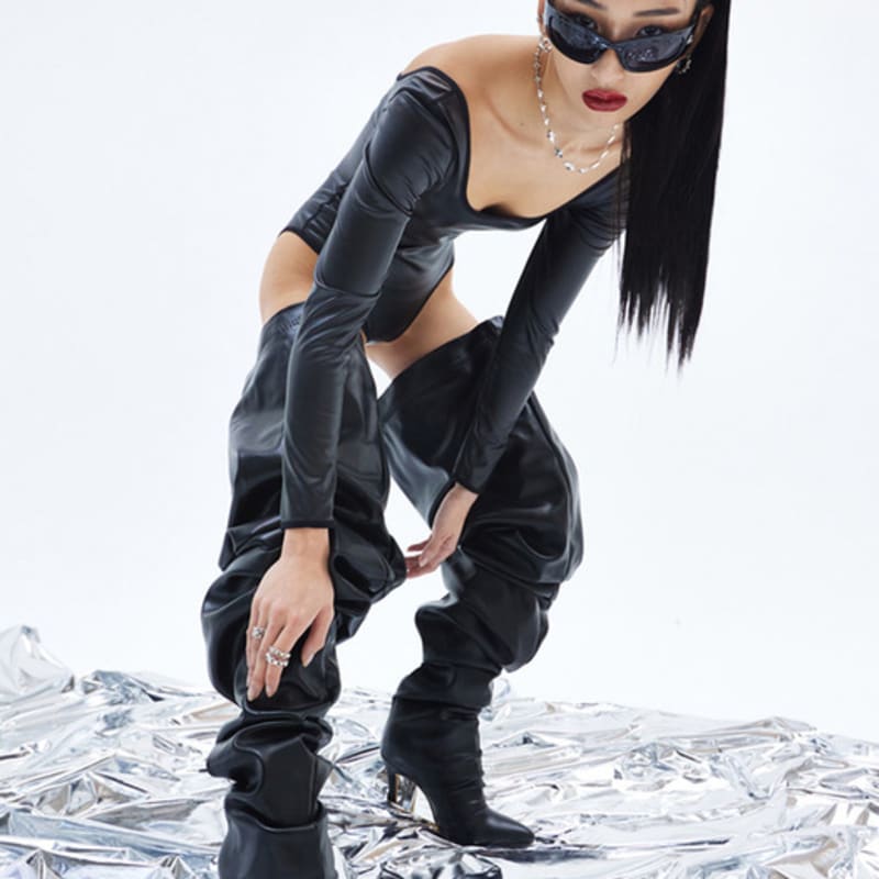 NIMBUS SHINE STAR HOOP EARRINGS (M)