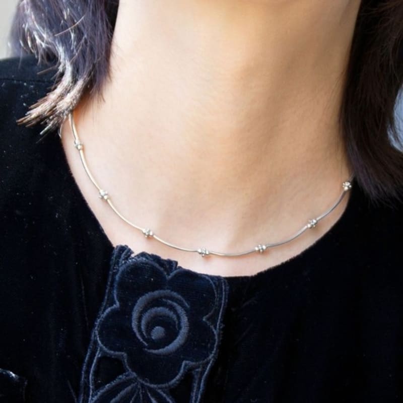 

RER Simple Silver Wave Necklace Silver
