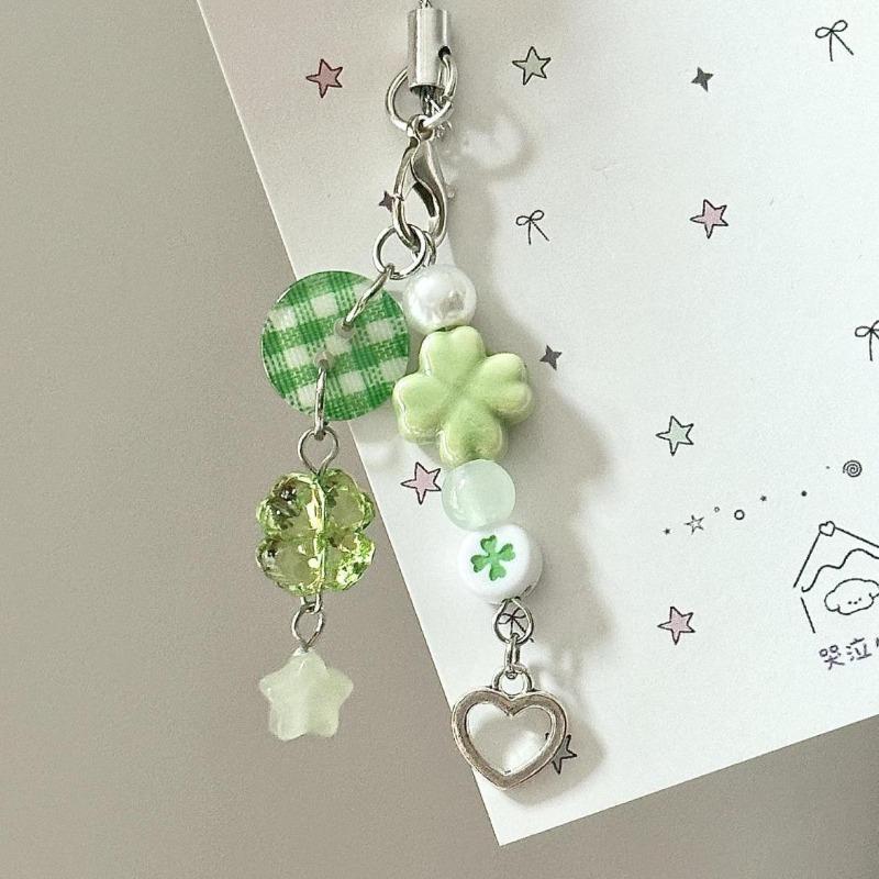 Green Color Double Four Leaf Clover CCD Camera Strap Handmade Beaded Phone Lanyard for Girls Ins Style Cute Charm Pendant