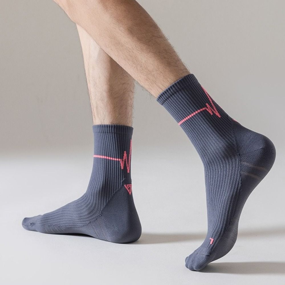 New Professional Cycling Socks Moisture-Wicking Breathable Mountain Bike Sock Striped Sports Socks for Adults